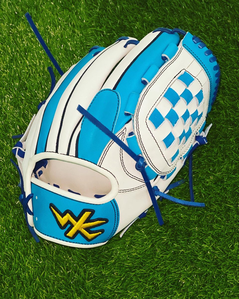 winkofficial8's tweet photo. ☆ご報告☆

埼玉武蔵ヒートベアーズの小野寺賢人選手がWinkグラブ公式アドバイザーとして就任して頂くことになりました。

また、明日からのWBC日本戦と
小野寺選手就任を記念しプレゼント企画を行います！
応募方法、詳細等は明日発表致します！

小野寺選手、今シーズン宜しくお願いします！ https://t.co/Ry92sl0bNY