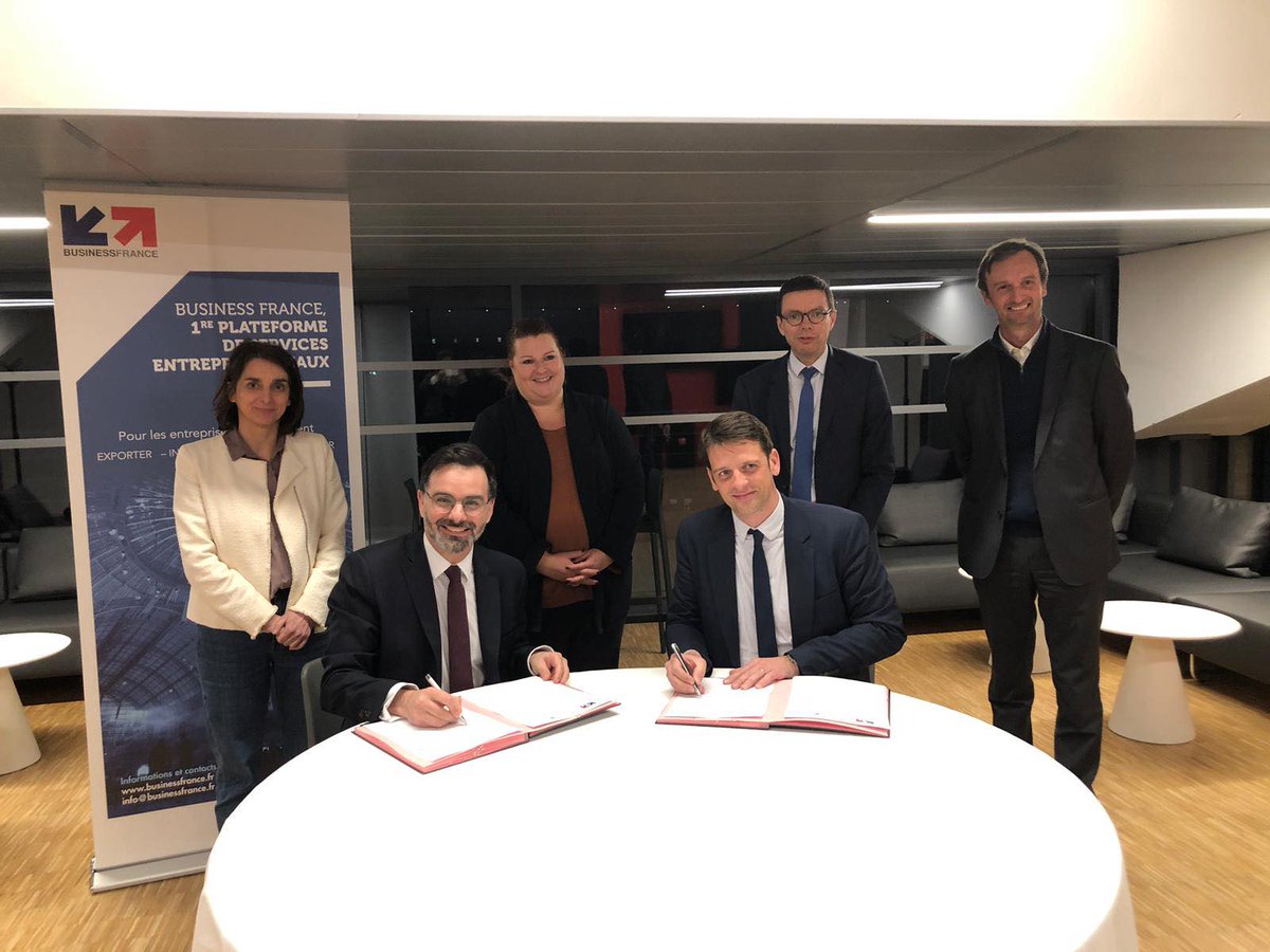 Retour sur la signature de la convention de partenariat entre l’@AURAentreprises, représentée par Franck Colcombet et <a href="/businessfrance/">Business France</a>, via @LauStMartin, officialisant leur engagement commun à valoriser l’attractivité de la France et les atouts des territoires. 🚀