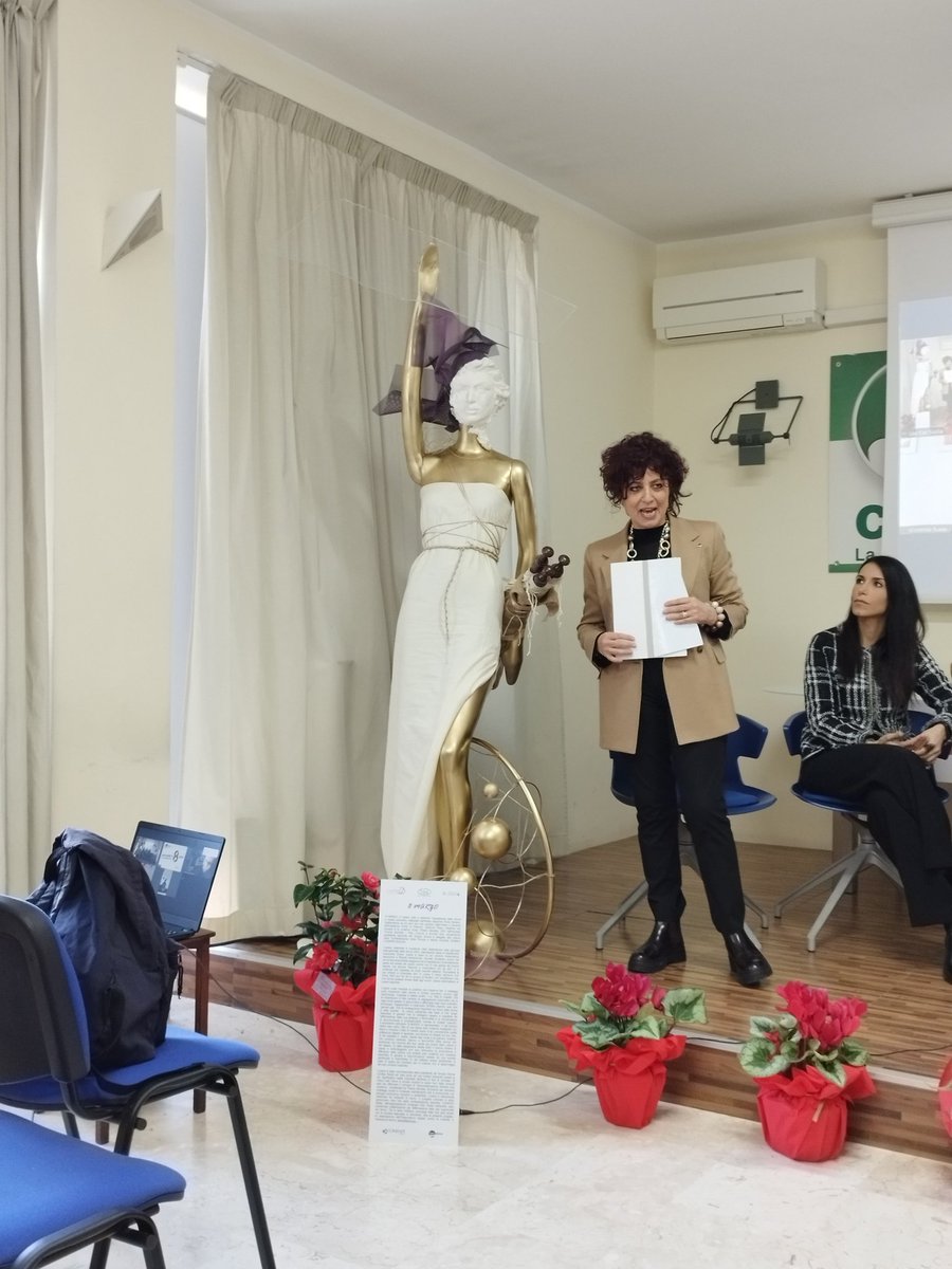 AnolfDi's tweet photo. Prende il via l'iniziativa della @CislSicilia #ognigiornoè8marzo https://t.co/Zv8pPg5F67