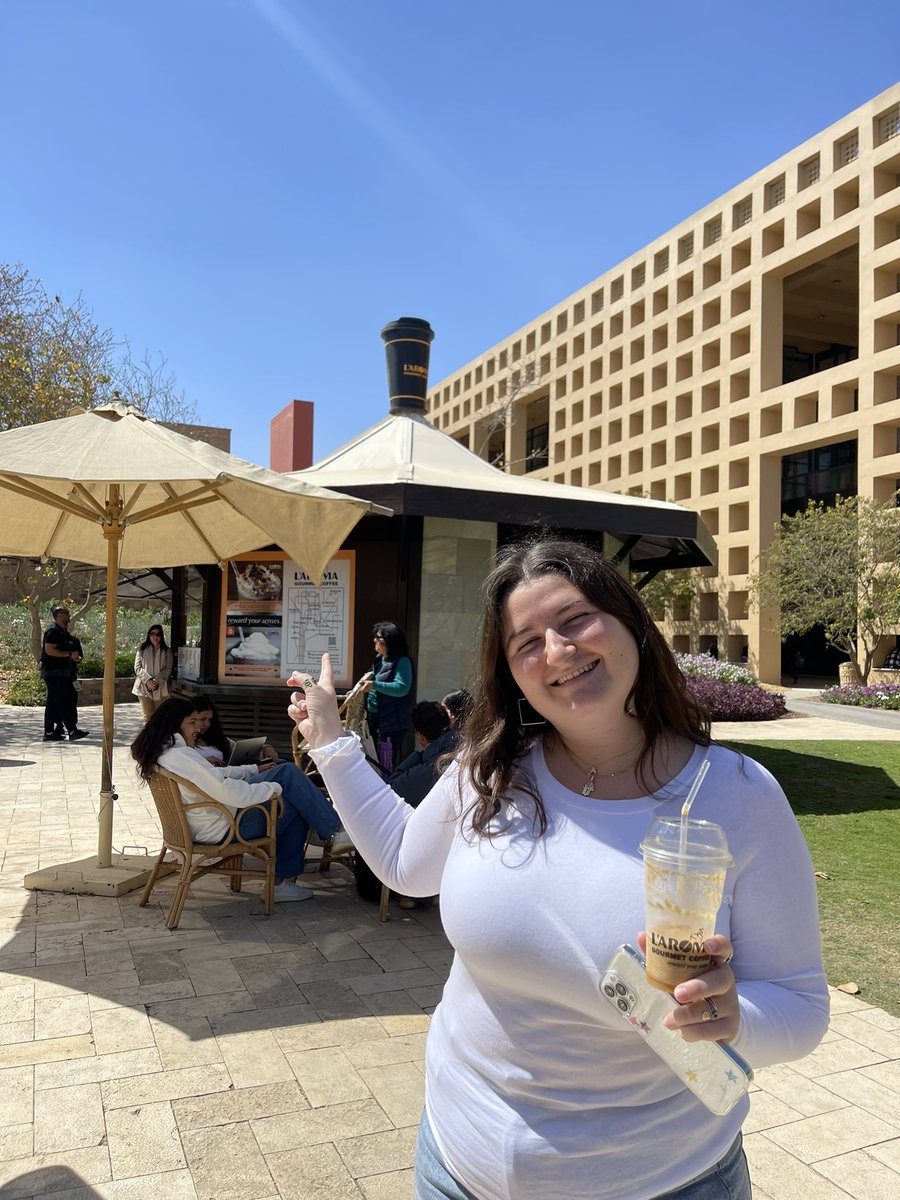 Mernaatefff's tweet photo. Aisha Elleithy shares with us her favorite eating spot on campus. “The iced caramel latte from L’Aroma is what keeps my mornings going.” 
#JRMC2202 #JRLweb https://t.co/QO3tRKdJMp
