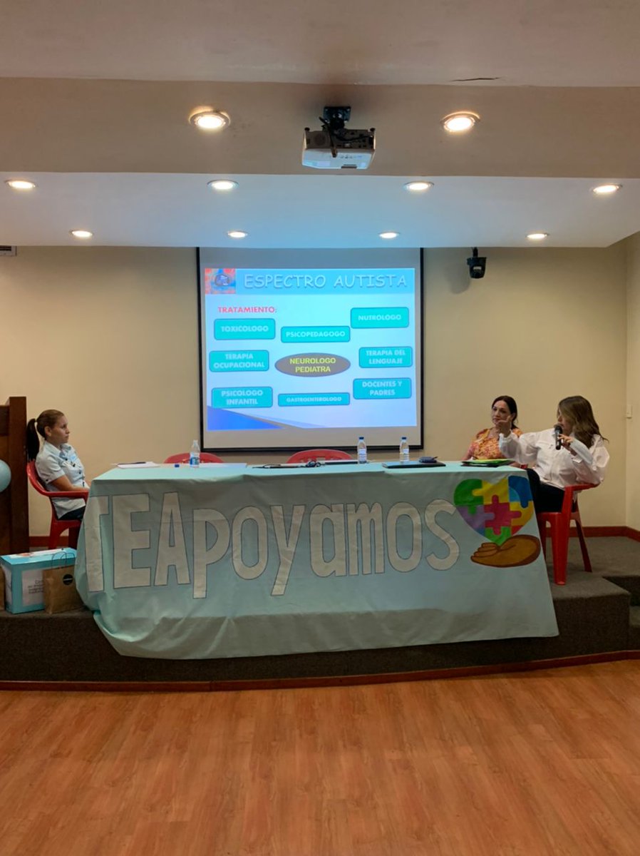 GabrielaEsSucre's tweet photo. Ayer la Subcomisión de Alimentación y Nutrición @Asamblea_Ven, celebró el foro Alimentación y Nutrición para personas con #TEA. Es increíble como la alimentación puede mejorar la calidad de vida de una persona dentro del espectro autista 💙#ChávezEternoAmigo https://t.co/632ik3v07v