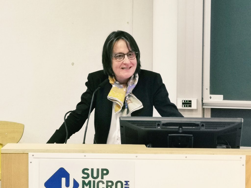 acbesancon's tweet photo. Lancement par la Rectrice @NathalieAlber15, la Présidente @bfc_region @MarieGuiteDufay et le Directeur du CMQ MSI, de la mallette pédagogique "Femmes et Microtechniques" destinée aux équipes et élèves des établissements scolaires de l'@acbesancon. #8mars https://t.co/NQsBSns4oj