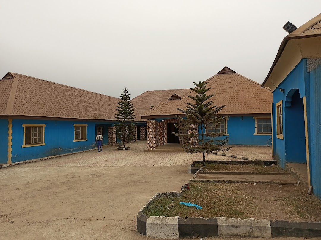 🥅

A Reminder that Carl Academy is still your perfect school for your child. 

Carl provides nurturing for your child in education and sports. 

☎️ 0705 111 1113
❗Carl Complex, Umuahia. 

Football College 📚