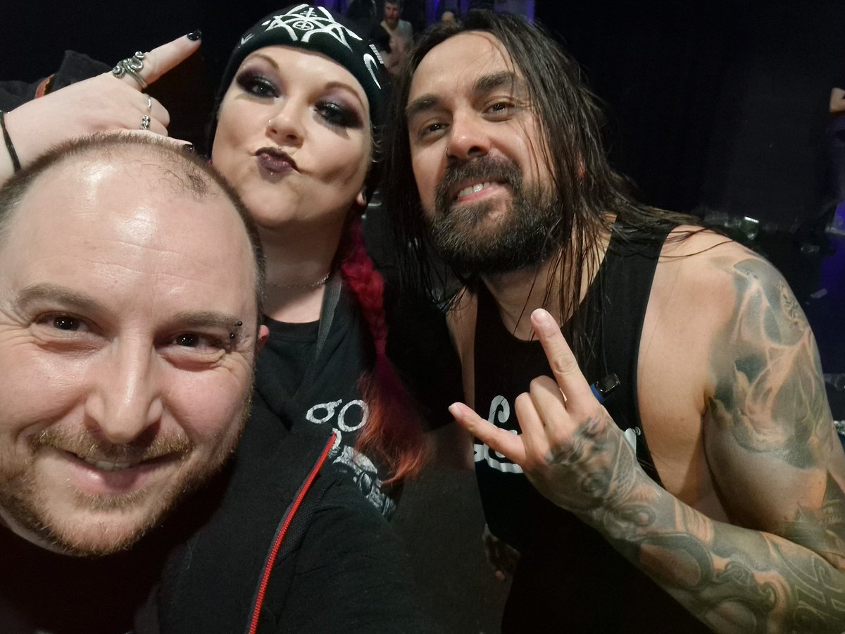 CarlGraceffa's tweet photo. That was amazing! #lambofgod Thank you @theartcruz for stopping &amp; letting us say hello after a blistering set! 🤟🤟 https://t.co/CWJ6UNB2JY
