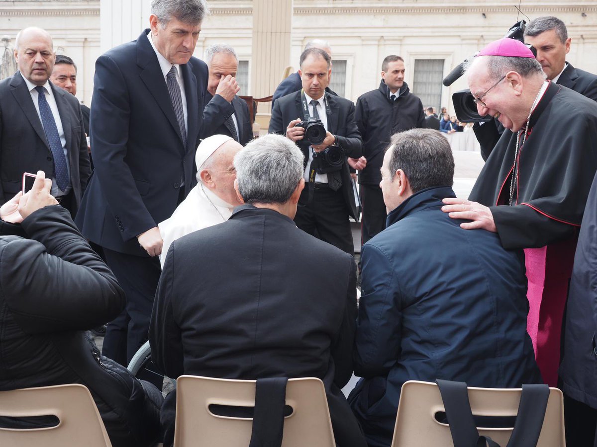 Junta de Cofradías de Cuenca tweet media