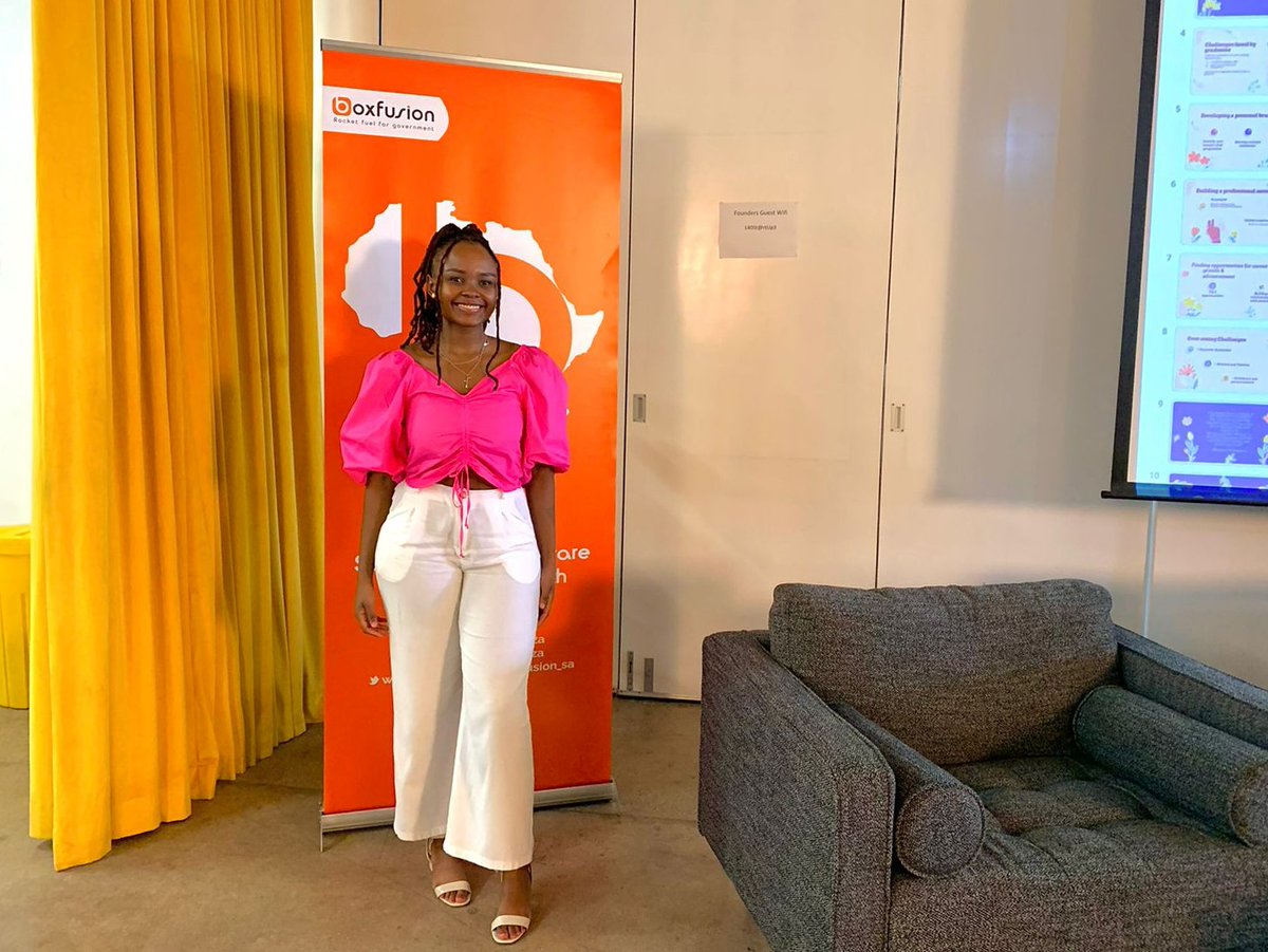 @ayandastack delivered the 'how to stand out as a graduate' talk at @GirlCode_za's ElevateHer Career Fair. #IWD2023 #Boxfusioner