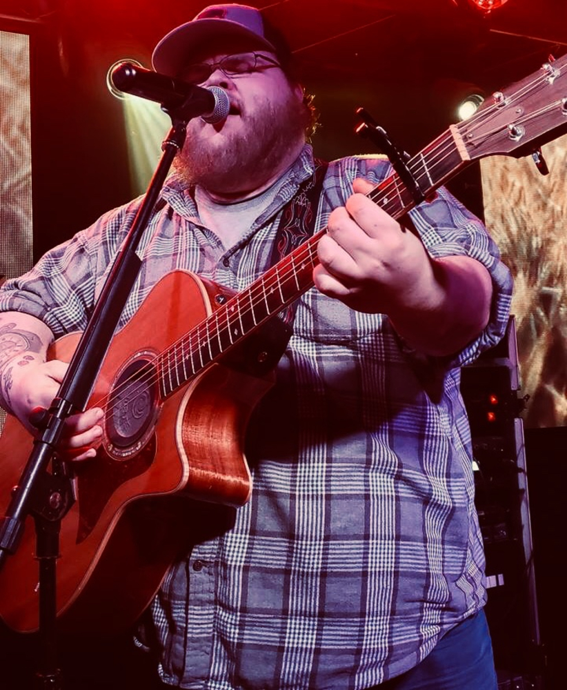 MusicCrowns's tweet photo. Joshua Allen covers '14 Miles From Home' with a upbeat guitar arrangement and stirring vocals 
@JAANDTHESMS

https://t.co/lnBPIVuOE5 @OBsMusicUk https://t.co/GfAXZ1Z8LR