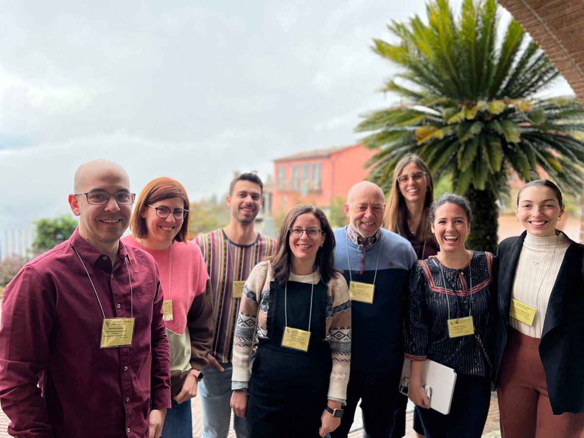 Spanish crew at @GordonConf  Megs & platelets @JosRiveraPozo2 @AnaMarinQuilez @JMBastidaB @nubama @Subsumido @caropmiguel @ivan_pinos #españolesporelmundo