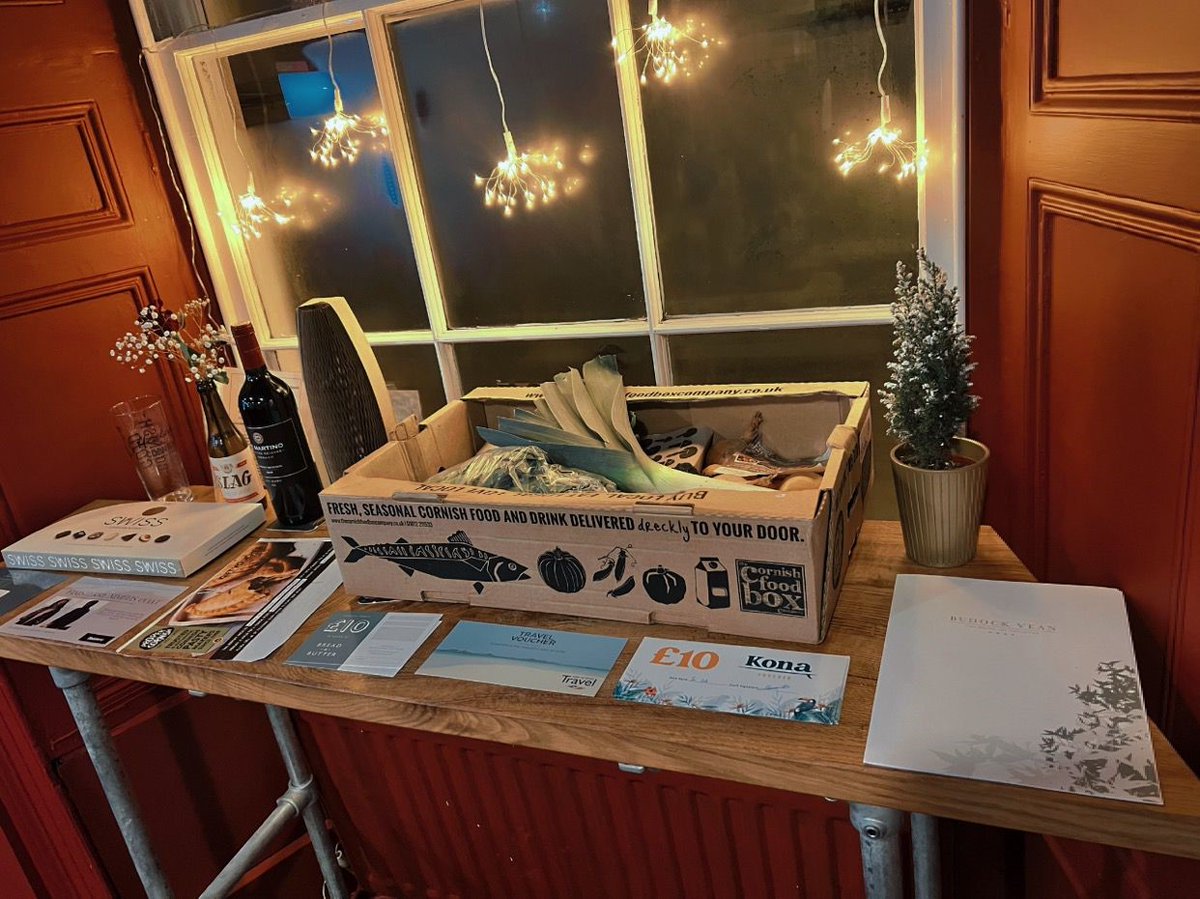 MurrellAssoc's tweet photo. We’re thankful for everyone who attended our Charity Pub Quiz at the @RedElephantBeer in aid of @TruroFoodbank

With thanks to @IOSTravel, @The_Longstore, Bread and Butter, Kona, @finisterre, KANKAN, @BudockVeanHotel , @ProperCornishUK  and @cornishfoodbox 

Total raised £790.00! https://t.co/CFkwDDemm6