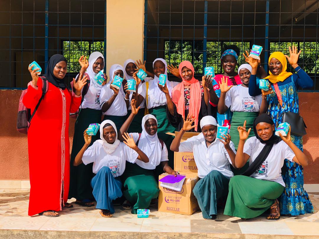 gambian_s's tweet photo. Happy International Women's Day!
We are committed to supporting and empowering women and supporting and empowering girls to be strong women tomorrow.
#IWD2023 
#EmbraceEquity https://t.co/deqeyjg4dP