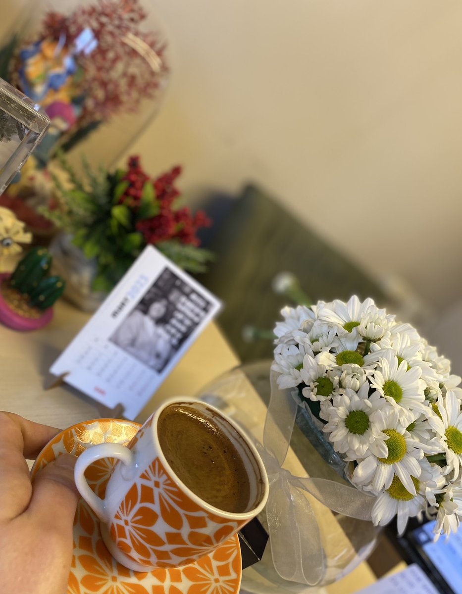 ozgeeee_k's tweet photo. lyi ki kadınım; çünkü en karanlıkta bile kendime ışık olacak bir gücüm var ✨ https://t.co/PRf8Ube9aN