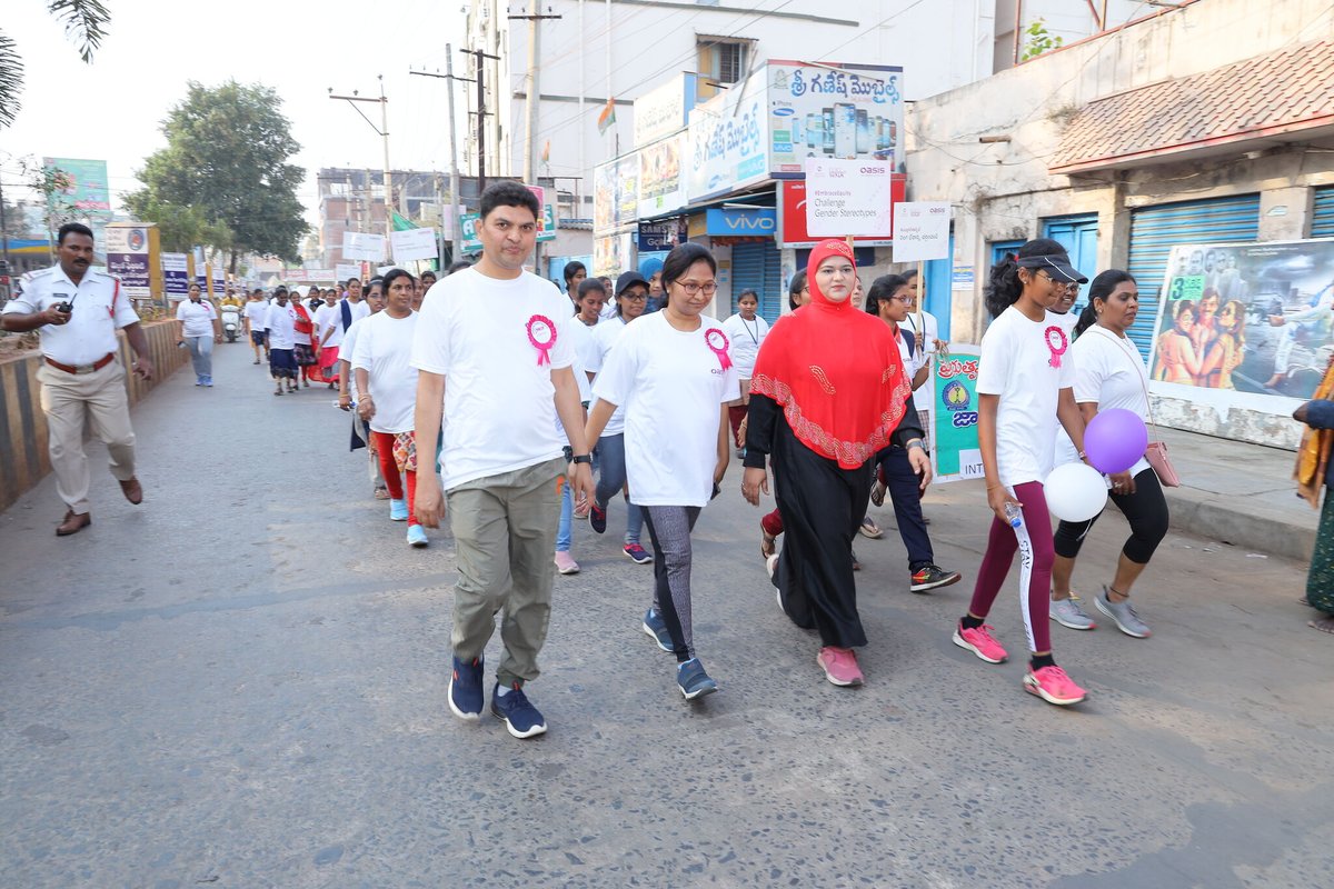 oasisivf's tweet photo. Oasis Fertility, Guntur conducted a 5 km Walkathon on the occasion of International Women’s Day to create awareness about fitness.
#InternationalWomensDay2023 #Walkathon #FertilitySpecialist
#OasisFertility https://t.co/8UfuYydT91
