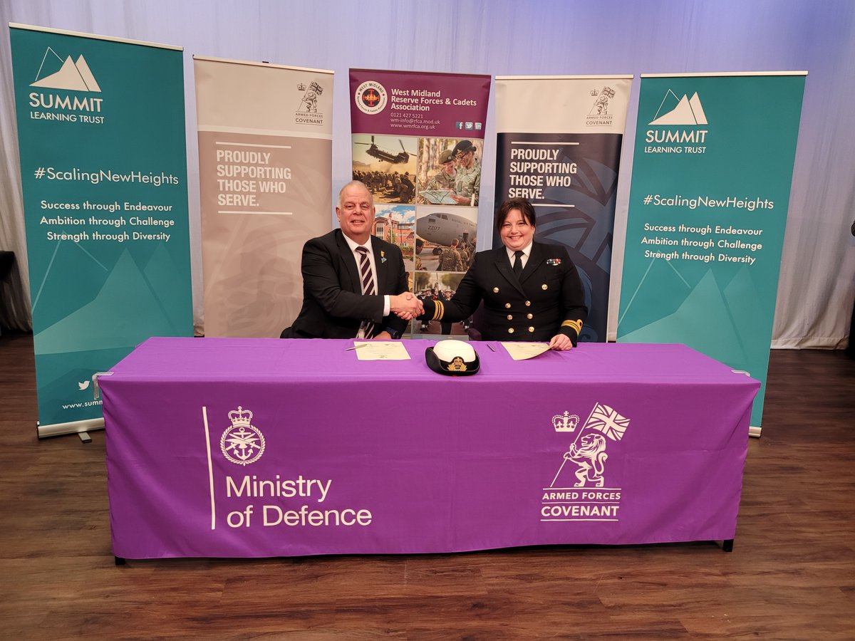 @CockshutHillSch are proud to have signed the 10 Armed Forces Covenant pledging our commitment and support to the Armed Forces Community. @WMLieutenancy @solihullmayor @WMRFCA @BrigJkFraserRM @CdrFCampbell #ArmedForcesCovenant @DRM_Support @Summit_LT