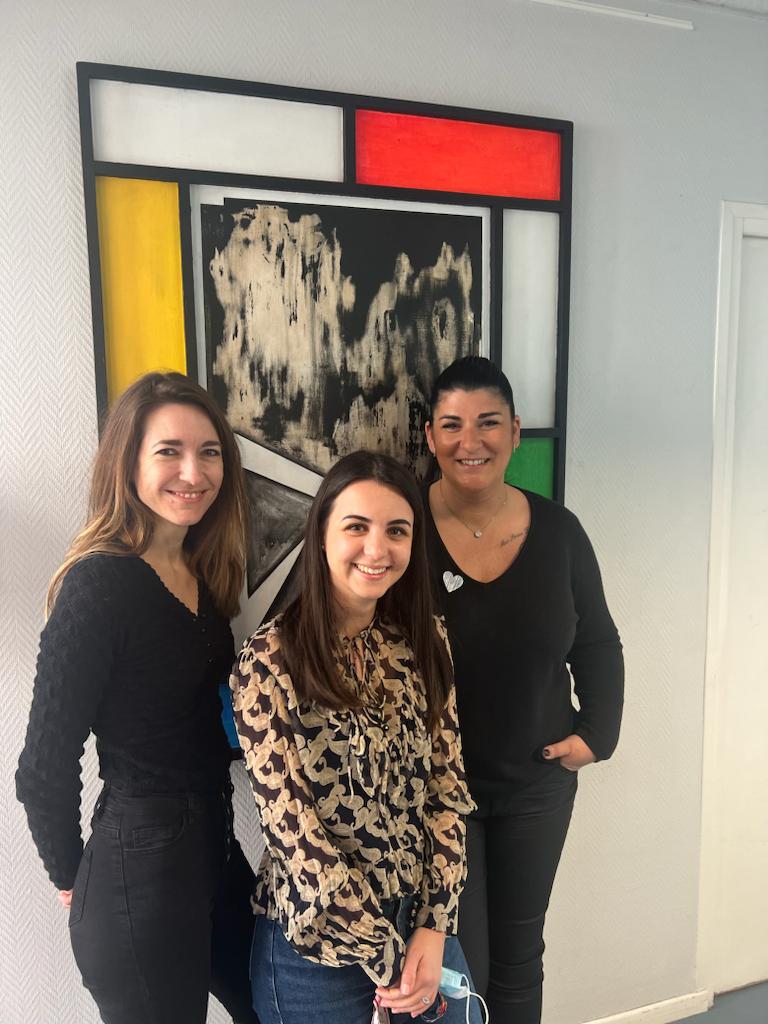 HauteNice's tweet photo. 😊 L'équipe de notre centre a un message pour vous mesdames !
😉 « Révélez les championnes qui sont en vous »
#journeedelafemme 
#journéinternationaledesdroitsdesfemmes 
#8mars2023 https://t.co/lgLmFwGLfv