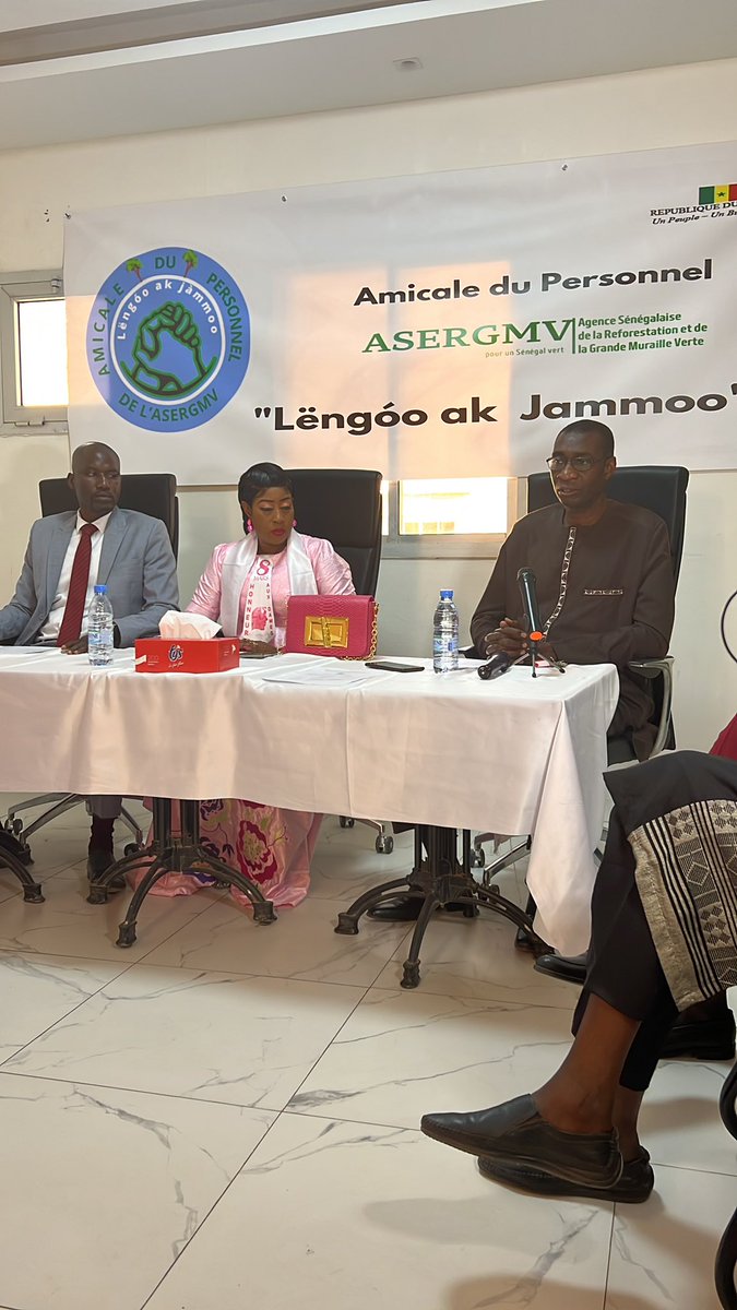 Obajrsen's tweet photo. Journée de la #femme à #asergmv #MEDDTE #senegal. Vives les dames!!! https://t.co/vkZS2CPI9p