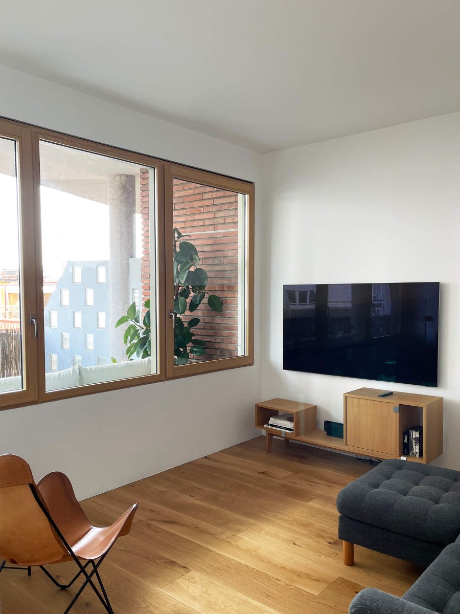 ISCLETEC's tweet photo. 📣 #Personal, conoce nuestro último proyecto

👤 Un nuevo trabajo, firmado por el arquitecto Blai Cabrero Bosch, arquitecto de la @_etsav_ , realizado en un edifico de viviendas de los años 70 del centro de Sabadell.

Ver proyecto: https://t.co/ShNjpDt6bM https://t.co/WPZYbr8lwR
