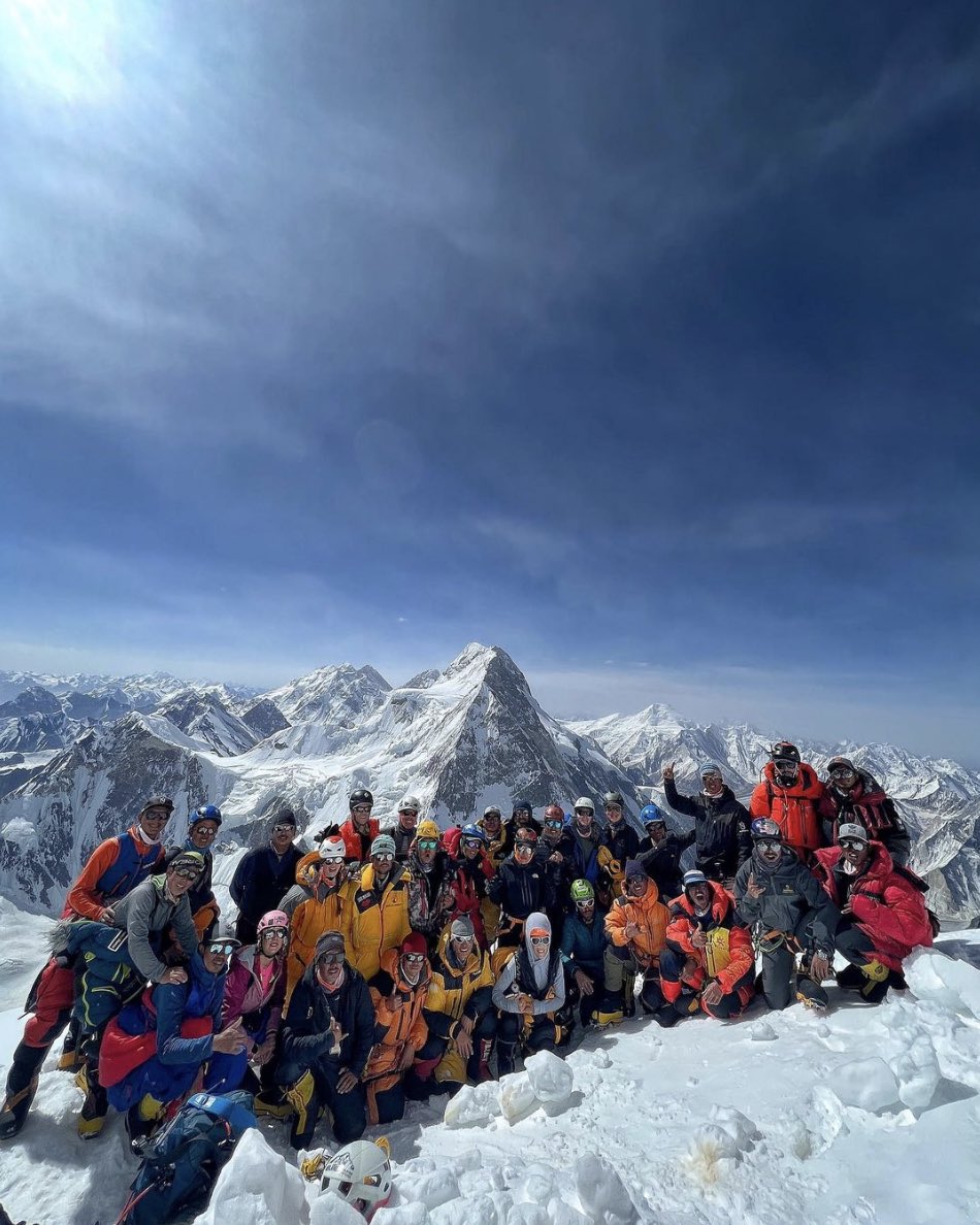 nimsdai's tweet photo. Happy #InternationalWomensDay2023. Shout out to all the female adventurers who are absolutely smashing it in the Big Mountains. The ladies are changing the game and 2023 is going to be another epic year! #EmbraceEquality https://t.co/foTQLhR3Ad