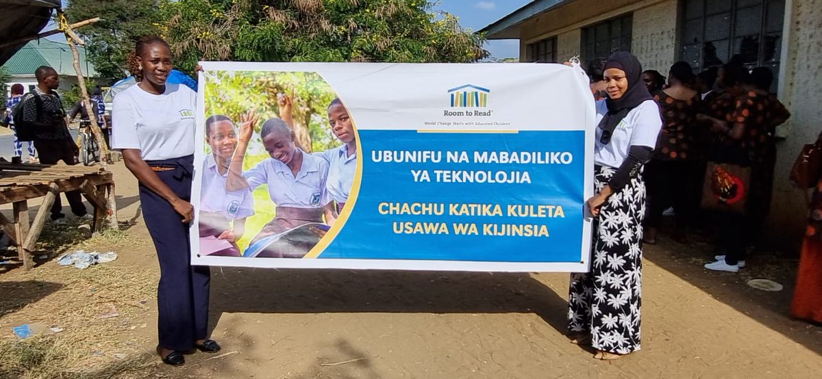 RoomtoRead_TZ's tweet photo. #HappeningNow
We are celebrating #InternationalWomenDay2023 along with the government, girls' education stakeholders, and students in Tanga Region.
Our #GirlsEducationProgram is supporting girls in building skills to negotiate key life decisions.
#SheCreatesChange https://t.co/witqDMYI4w