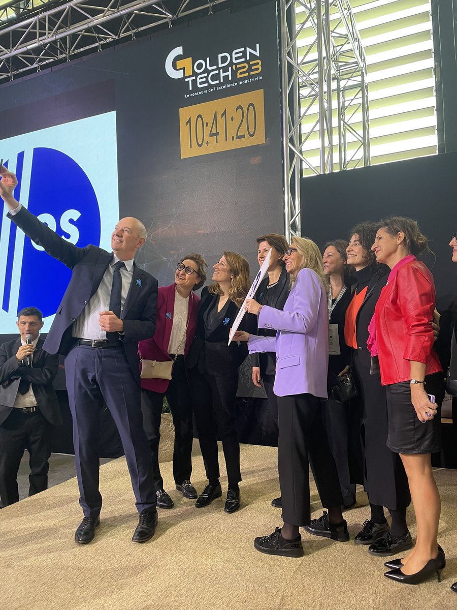 Le collectif #IndustriELLES est lancé! 

Son ambition : féderer toutes les femmes de l’industrie pour donner envie d’industrie à toutes ! Trop de barrières existent encore : nous avons besoin de rôles modèles, de mentores pour montrer que l’industrie n’est pas réservé aux hommes.