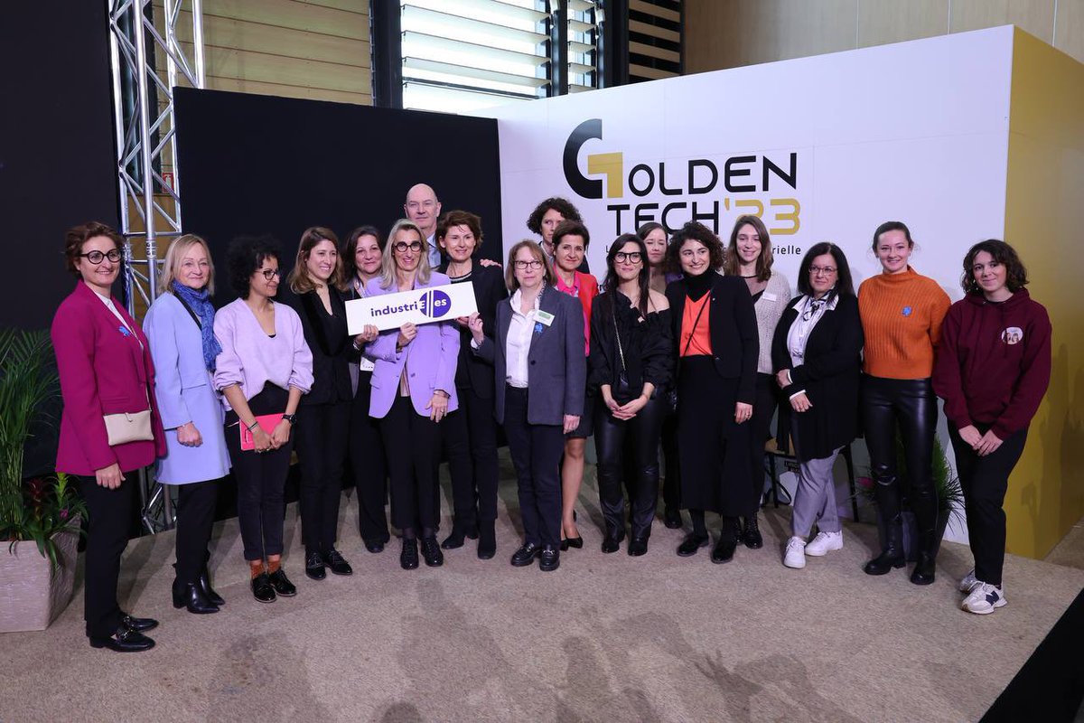 RolandLescure's tweet photo. Le collectif #IndustriELLES est lancé! 

Son ambition : féderer toutes les femmes de l’industrie pour donner envie d’industrie à toutes ! Trop de barrières existent encore : nous avons besoin de rôles modèles, de mentores pour montrer que l’industrie n’est pas réservé aux hommes. https://t.co/YuKxaS3s29