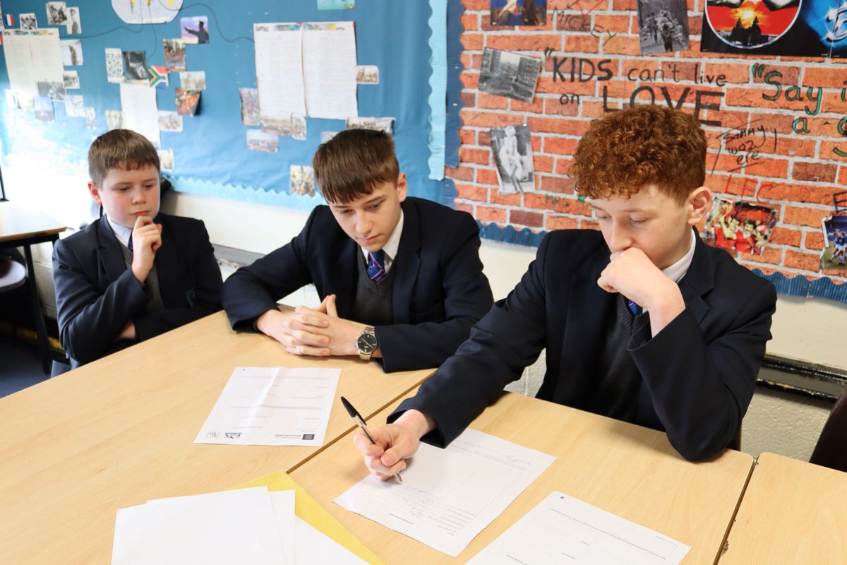 LHS_HighSchool's tweet photo. Today is Aspiration Day in school. All year groups are taking part in future options and careers based activities throughout the day for National Careers Week. Here are Year 8 gathering ideas for their £10 challenge! #tennerchallenge #NCW2023 https://t.co/8OyBM42hmR