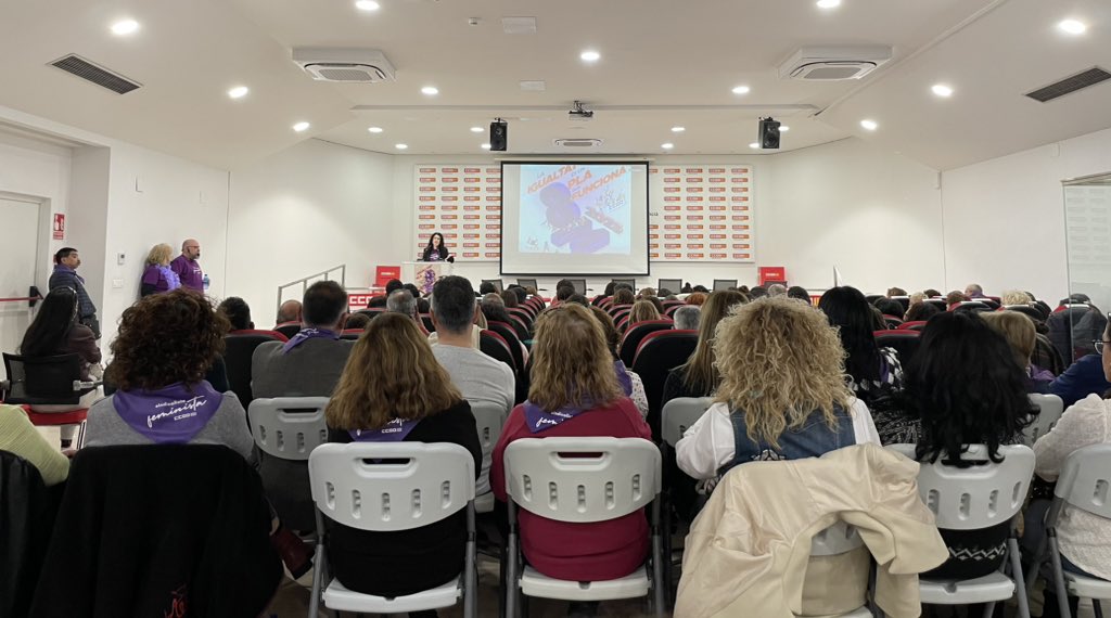 CCOOestibaVlc's tweet photo. Presentes en la asamblea del 8M de @CCOO https://t.co/OqQGknIt3Z
