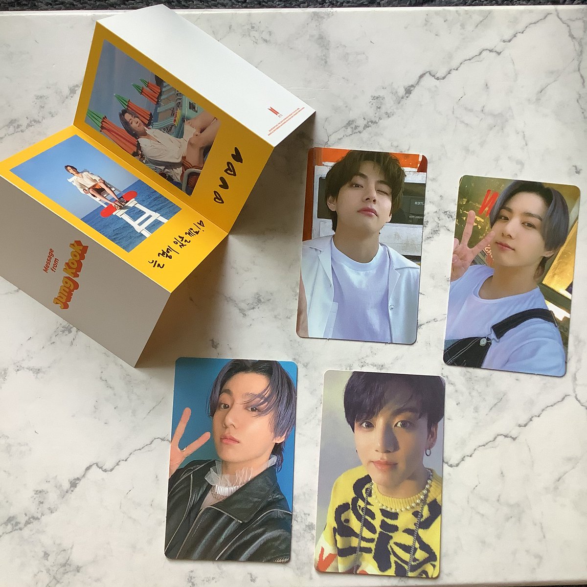 beoteo28's tweet photo. พร้อมส่ง‼️การ์ดbutter,persona
butter: 250฿/1
Messge: 70฿
persona v.4: 250฿
✨ไม่มีตำหนิ
🛒ลทบ.30฿ ems.50฿
📮ส่งของวันถัดไป
//เดมขอดูเพิ่มเติมได้ค้าบบ🙇🏻♀️🤍
#ตลาดนัดบังทัน #ปล่อยของสะสมบังทัน #การ์ดบังทัน #taehyung #butterbts #การ์ดแทฮยอง #jungkook #การ์ดแทฮยอง #personabts https://t.co/Jwqti2Iupb