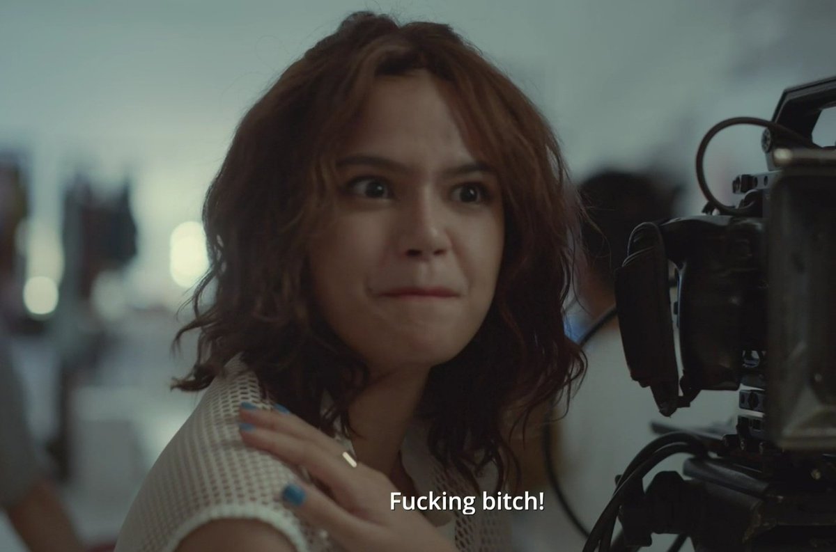 Yung hindi tlga kasama si Maris sa choices dahil sa filmography best friend lng ng female lead.🥲 Buti na lng nag audition si accla.
Direk Quark Henares- She destroyed everyone! 

argh sana mapanuod ng iba to, grabi yung Maris Racal dito! sarap niya mag mura.🤣