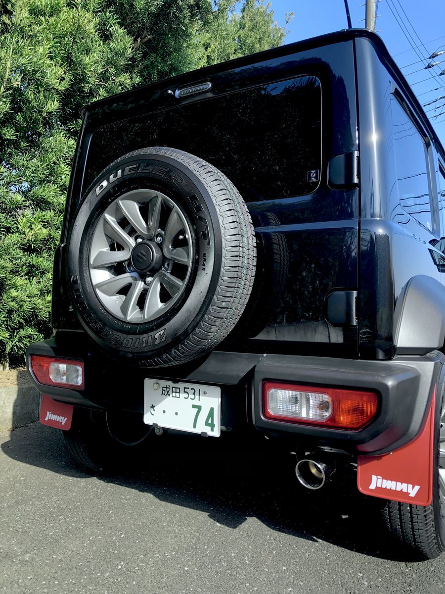 「洗車で新車のような輝きそして洗車直後に積もってる花粉 」|犬森はいどろじんのイラスト