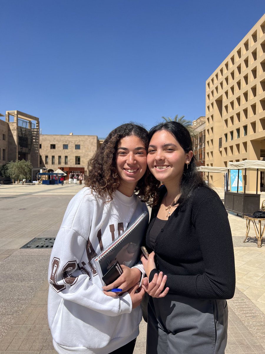 RanaMkarama's tweet image. “Yes, we only use social media to keep us with the news,” said freshman students, Malak Riad IMC major and Amnia Saket intending business major. #JRMC2202 #JRLweb #aucplaza