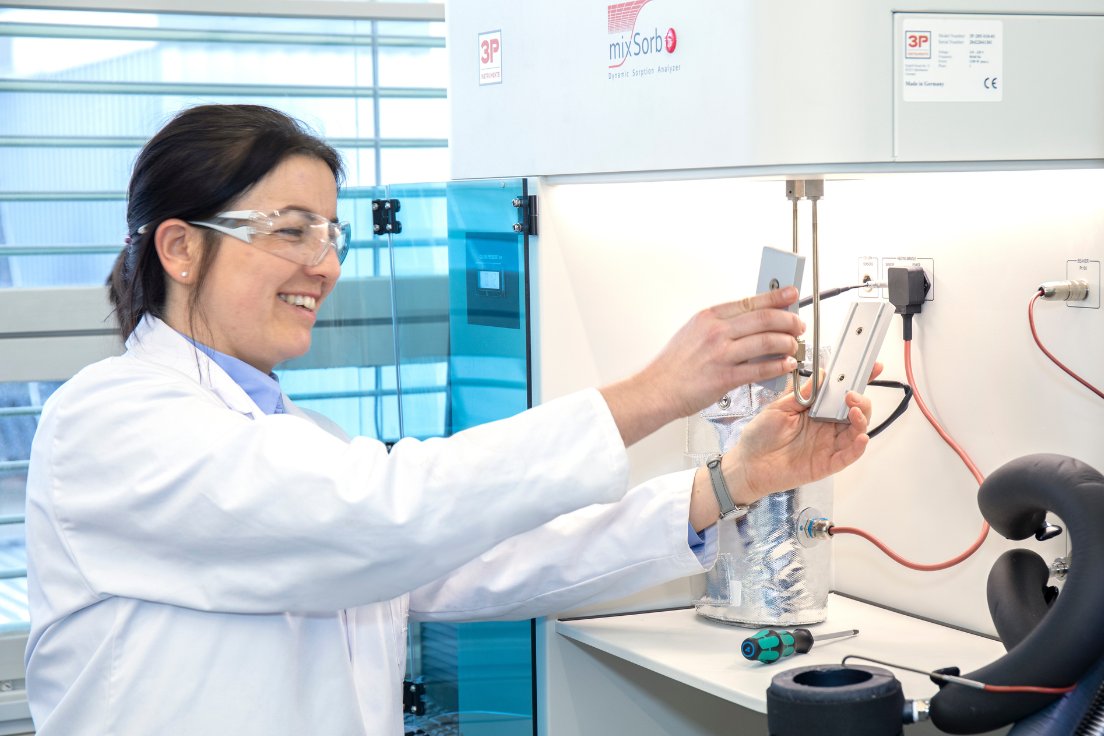 novoMOF's tweet image. We&apos;re thrilled to announce the successful installation of our new mixSorb S from @3P_INSTRUMENTS!  With its ability to measure competitive #gas #adsorption from complex mixtures, we can now showcase even better the advanced #selectivity of #MOFs. Stay tuned for exciting results!