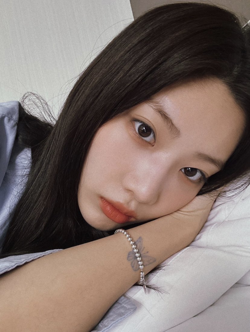 yuan21088's tweet photo. 새로운 나비타투 너무 아름답도다..😍🦋 https://t.co/VvXDu1XYGm