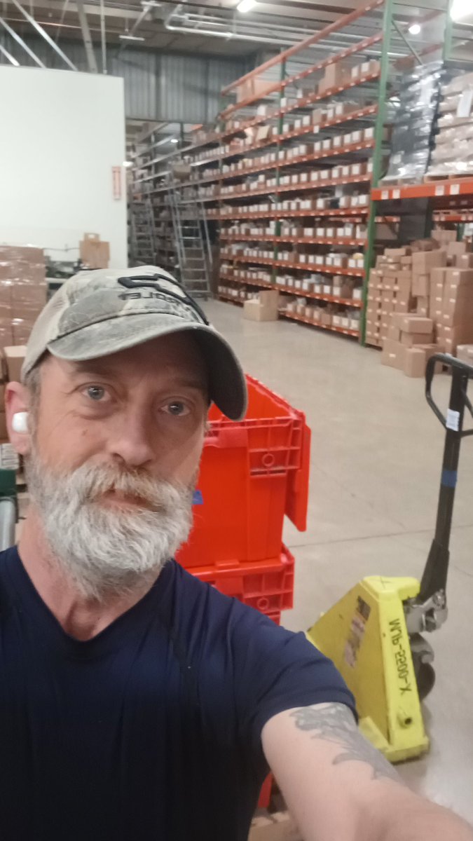 Happy Wednesday!   Hump day peeps!