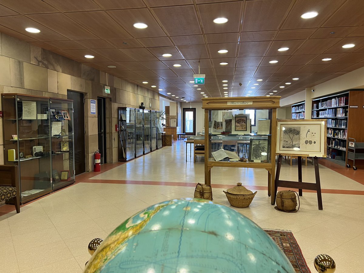 RanaMkarama's tweet image. If you’re doing some research or interested in exploring old scriptures, come visit the research exhibition in the 3rd floor of the library! #JRMC2202 #JRLweb #academicexcellence #aucdriven
