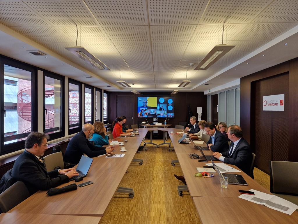 BdT_Occitanie's tweet photo. Partage des feuilles de route 2023 et réflexion sur une mobilité Groupe efficiente avec les filiales du Groupe @caissedesdepots pour la Région #Occitanie 🤝 https://t.co/O1qacJ57bs