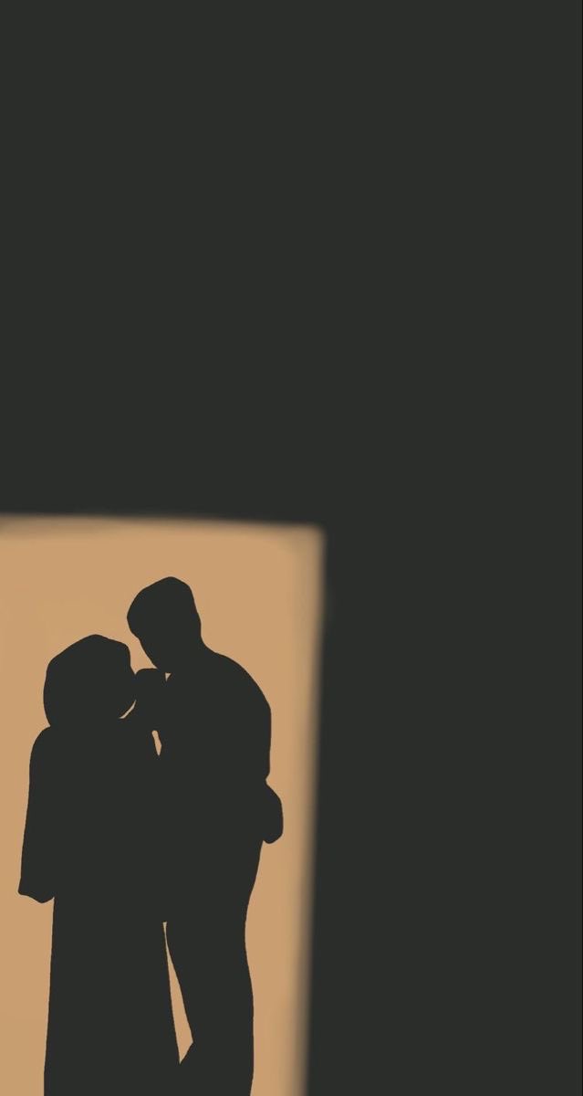 ‘Sen benim kalbimde açan en kıymetli çiçeğimsin..’