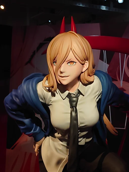 顔が良……そういえばチェンソーマン展行ったんですよ…まぢ顔が良… 
