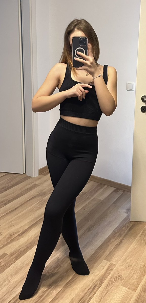 queenclussy_'s tweet photo. It took me 2 years. I’ve lost 20kg.
I have have lipedema in my arms and legs which will be hopefully removed next year 🙏
I’m sharing this because I want to show you that nothing is impossible 💪
#weightloss #lipedema https://t.co/WN9MF7UI11