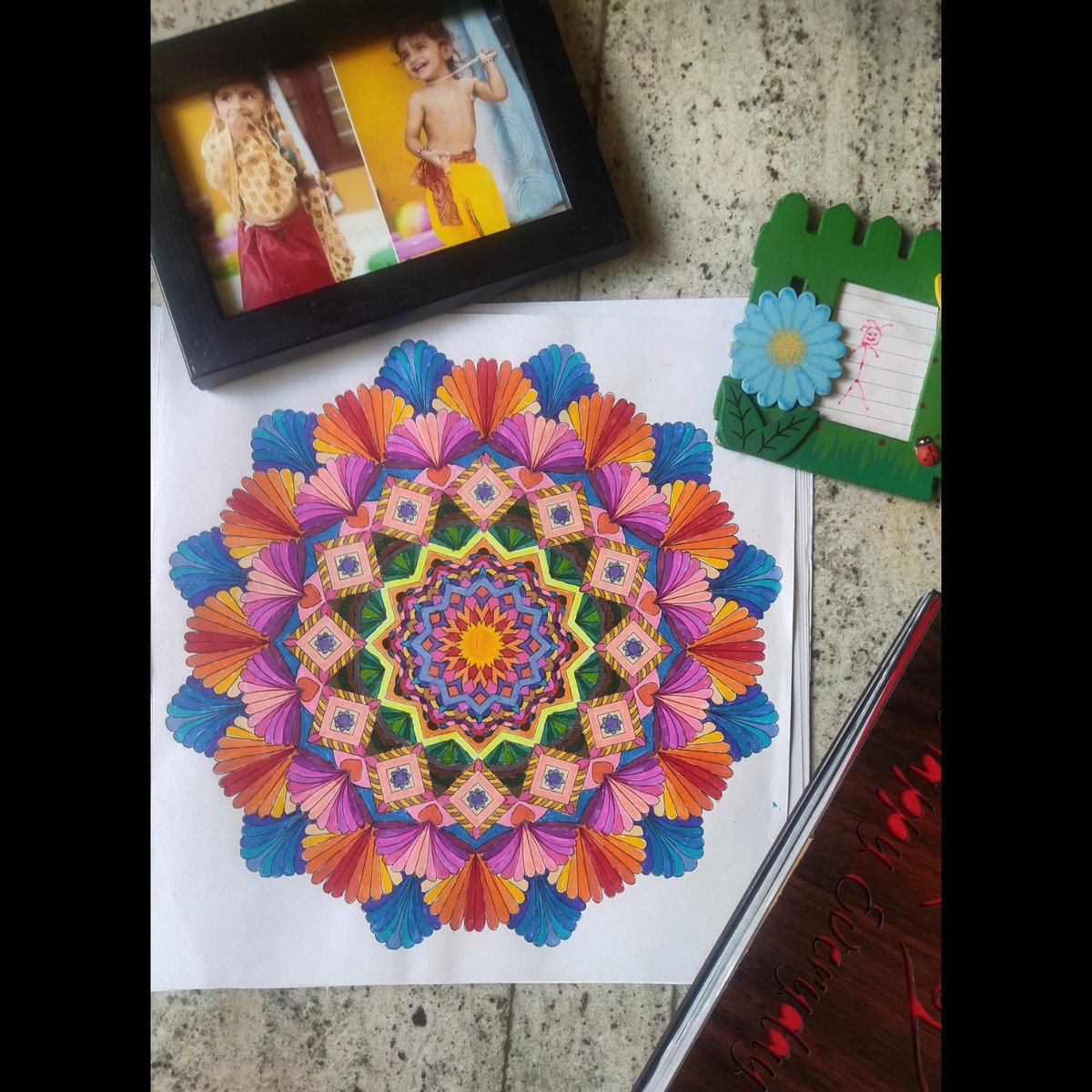 poornima27's tweet image. Grand vistas and landscapes? moments of happiness, joy, togetherness? Some thoughts on what's frame-worthy...
instagram.com/p/CphmTDNrozC/…
#meditativecontemplation #frameworthy #sometimesiwrite #life #nature