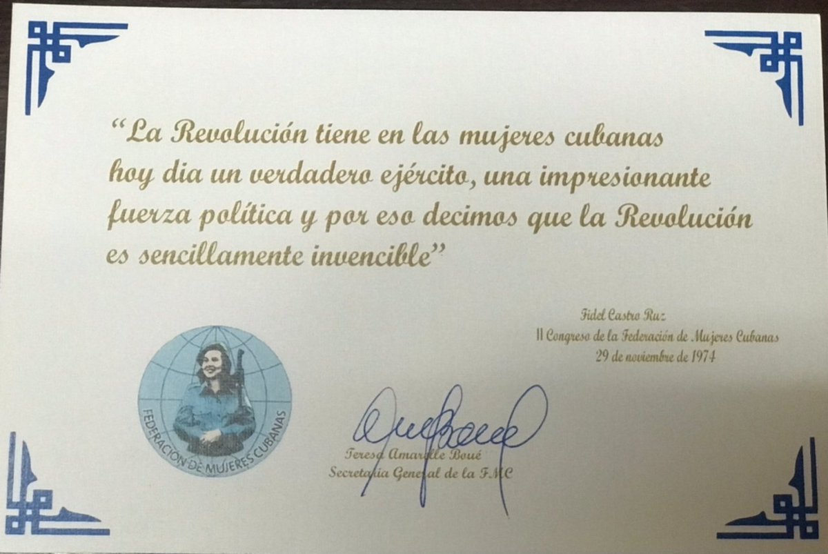 #Felicidades #MujeresEnRevolución que aman y construyen con la fuerza tremenda de saberse imprescindibles, capaces de convertir con su hacer, cada reto en victoria. Con la dignidad a la altura de las palmas y el corazón en cada batalla. Unidas en defensa de la #Revolucion