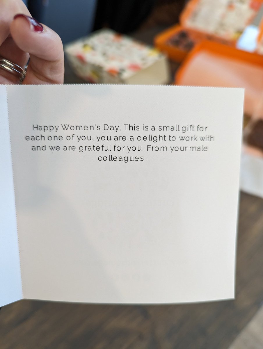 Alianore Smith tweet media