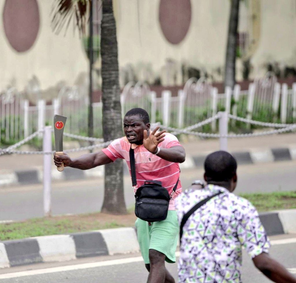 <a href="/jidesanwoolu/">Babajide Sanwo-Olu</a> <a href="/ARISEtv/">ARISE NEWS</a> Can you produce this guy?

Yes or No?