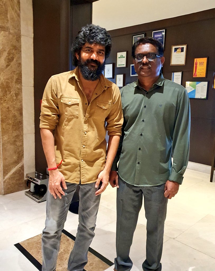 Happened to meet Actor <a href="/Kavin_m_0431/">Kavin</a> 

Congratulated him for the huge and well deserved success of #DaDa