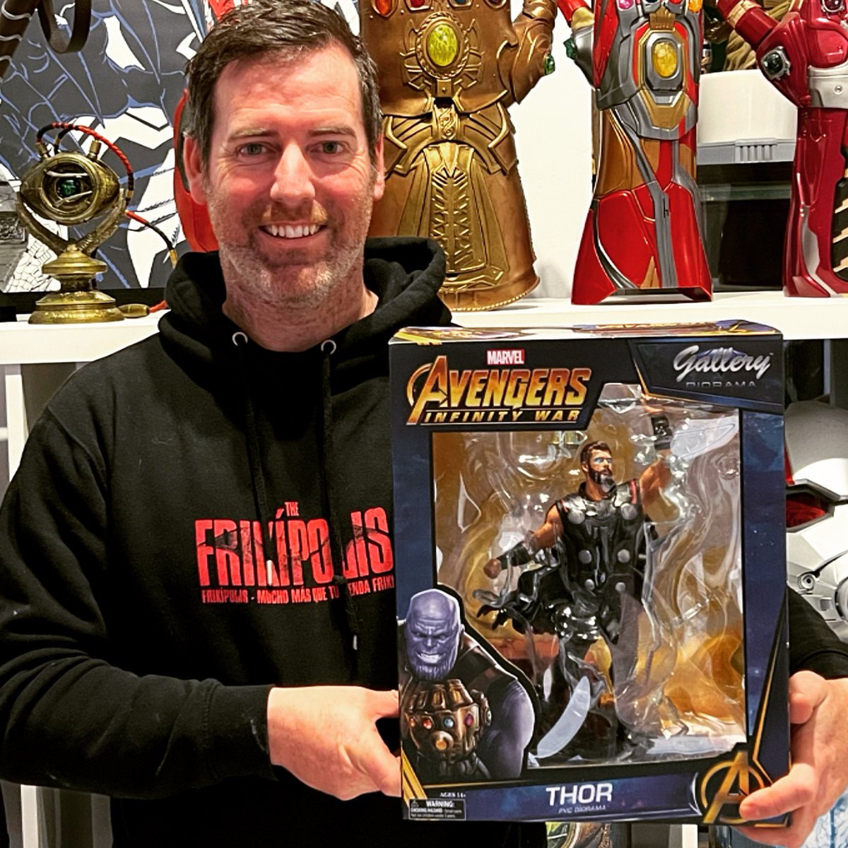 frikipolis's tweet image. ¡Así se entra en escena! Os está encantado la nueva sección de Diamond Select Toys.😍
   
Por eso, os he querido enseñar un súper ventas desde hace años. ¡Thor de Infinity War!🔥👇🔥

frikipolis.com/vengadores-inf…

#thor #infinitywar #diamondselect #marvel #avengersinfinitywar