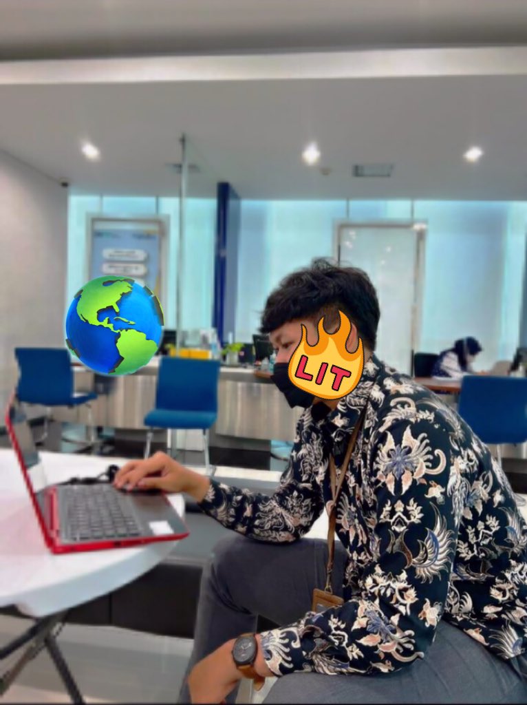 Strombreaker_'s tweet photo. gabungin file dan bikin base presentasi total 144 halaman last minute bgt 2 jam anjirrrrr

 tapi alhamdulillah kelar pas present di zoom huhu. mana banyak bgt partnership yang join 🥹🥹🥹🥹 thanks for today lah https://t.co/8JnnORhJyQ