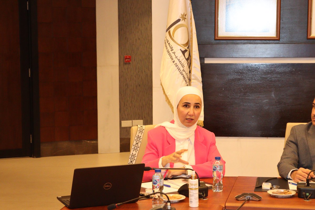 tech3arabi's tweet image. مقتطفات من تغطية تك عربي لفعاليات رابطة نساء الشرق الأوسط للأمن السيبراني (#WiCSME) - فرع الأردن - والتي تقام للمرة الأولى في #الأردن، بالتزامن مع يوم المرأة العالمي، باستضافة المركز الأردني للتصميم والتطوير JODDB وأكاديمية سايبر شيلد .

#يوم_المرأة_العالمي  @WiCSME @joddbjordan