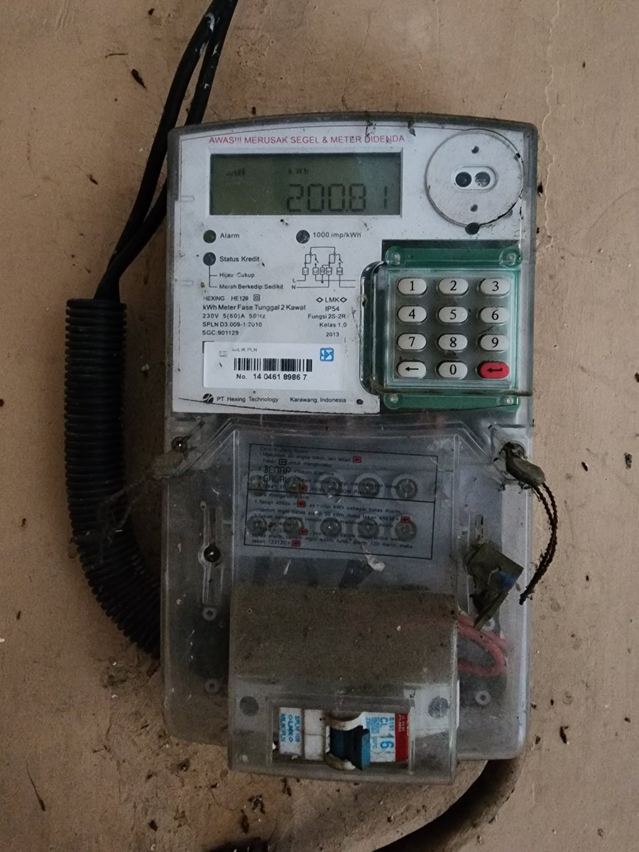 seledripasar's tweet photo. @pln_123 Min mohon dibantu ID pel nomor 14 0461 8986 7
Token ada, namun pas saya baru sampe rumah kondisi meteran jeglek, saya coba reset 01 dan dibiarkan tetap tidak menyala dan kondisi meteran juga sering hidup mati, itu kenapa ya? https://t.co/TyTQvgP6xz