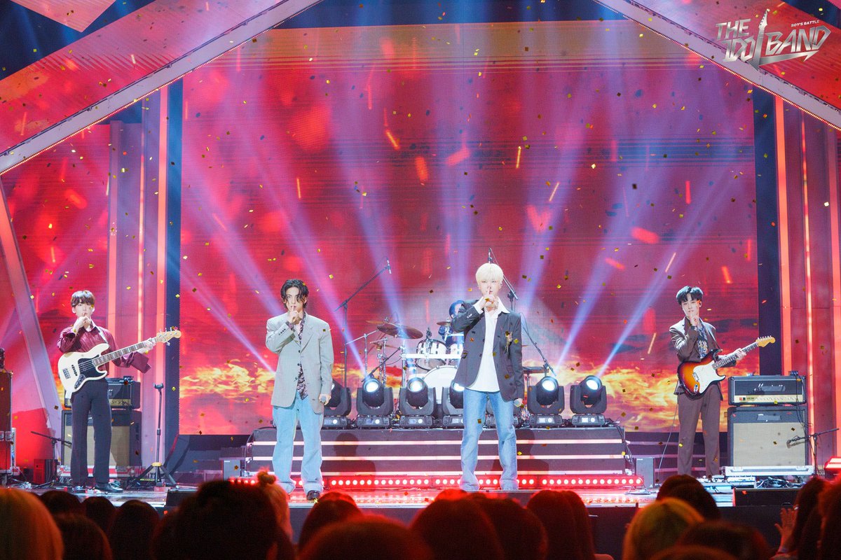 mynewbandboy's tweet photo. 더 아이돌 밴드 파이널 현장포토 #CLROCK #조민식 #김영서 #시미즈아오토 #권의빈 #황진석
#더아이돌밴드 #THEIDOLBAND_BOYSBATTLE #BBB https://t.co/11imAHGSUt