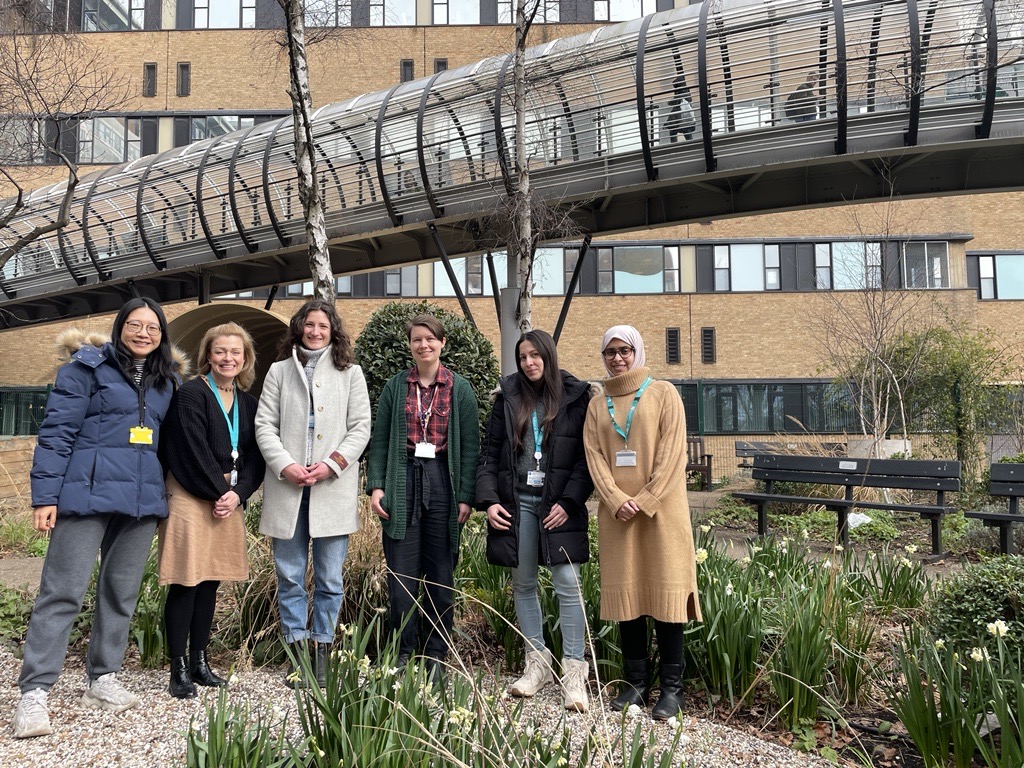 UoNPIBeacon's tweet photo. Happy International Women's Day 2023 
with best wishes from the Precision Imaging Team. 

We found Spring had arrived outside the QMC this morning with beautiful daffodils, but with it being so chilly, we've come quickly back inside (more coffee and warmth needed). https://t.co/Oi3zWTfGE2