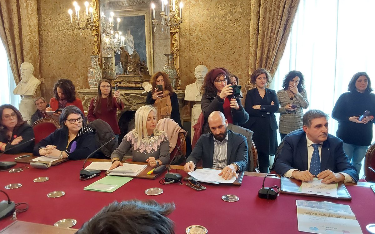 CislPaTp's tweet photo. #8Marzo nasce grazie all'impegno #CgilCislUil la Commissione permanente Pari Opportunità e contro la violenzea sulle donne al Comune di Palermo. In corso la conferenza stampa https://t.co/kgZA4QlfuT
